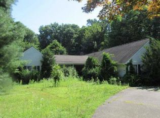 28 Kristy Dr, Bethel, CT 06801