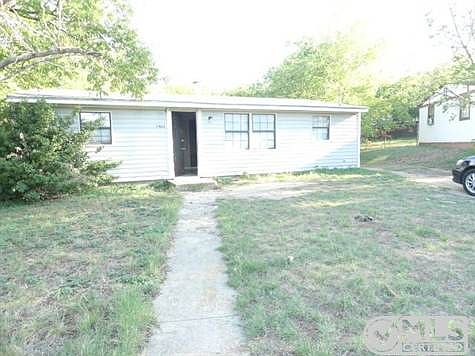 1st image of 7933 Downe Dr