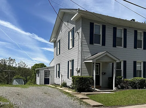 34 Main St Photo 1