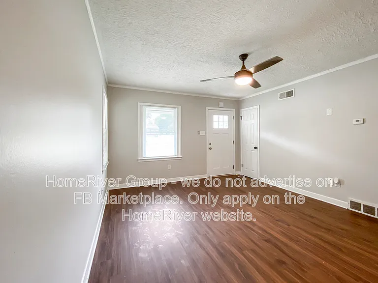 1359 S White Station Rd — Photo 7