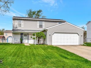 20732 S Acorn Ridge Dr, Frankfort, IL 60423