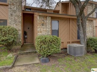 16 Cypress Fairway Vlg, Wimberley, TX 78676