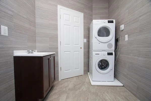 Rented by Nooklyn NYC LLC | media 22