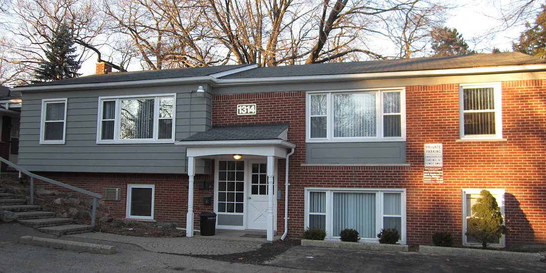1 bed, 528 sqft, $1,225 — Photo 1