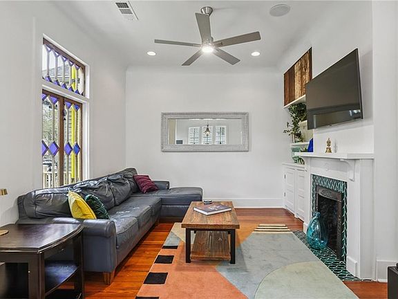 4th image of 1019 Bellecastle St