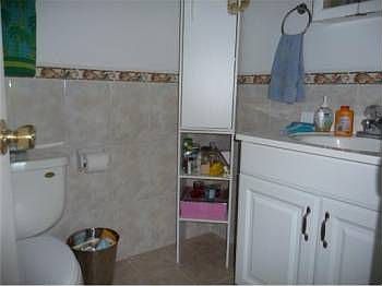 5th image of 16494 NE 27th Pl
