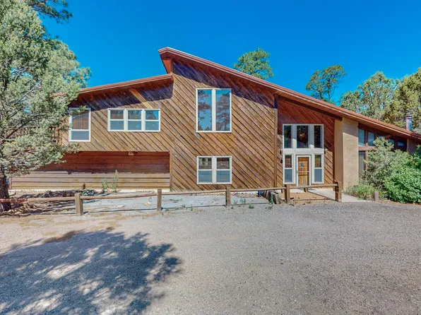 32 Bobolink Ln, Tijeras, NM 87059