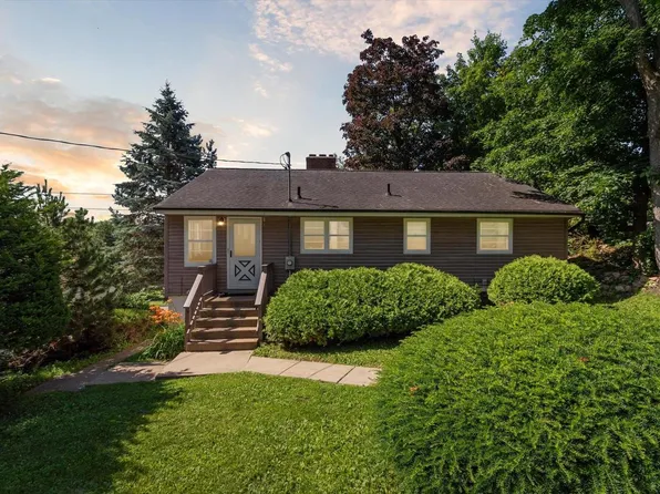 116 9th Avenue, Baraboo, WI 53913