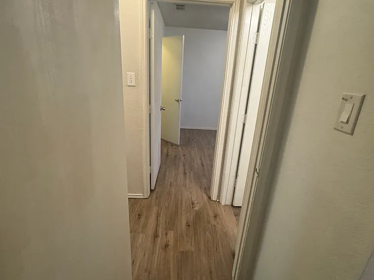 805 Sage Cir — Photo 16