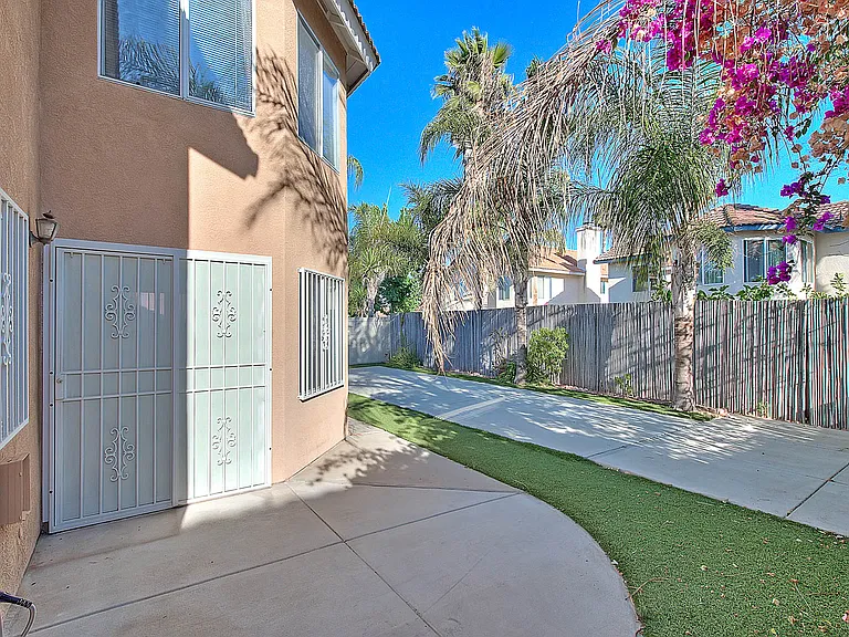 30279 Silver Ridge Ct — Photo 44