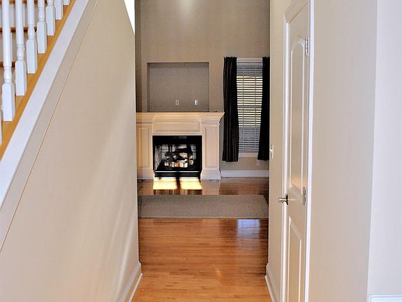 4th image of 8553 Whistling Straits Dr