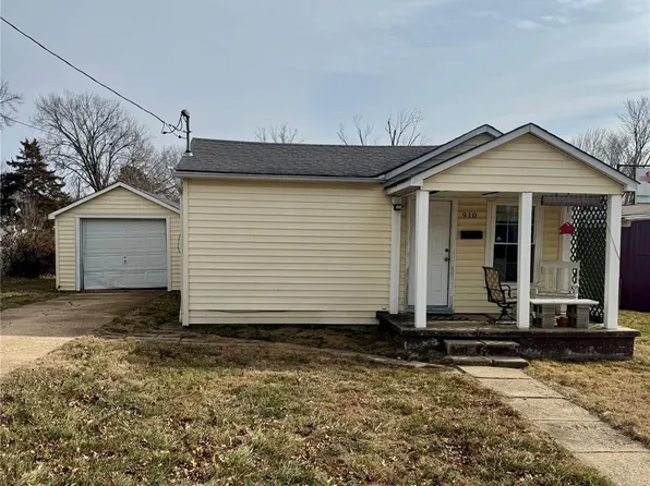 910 N Church St, Union, MO 63084