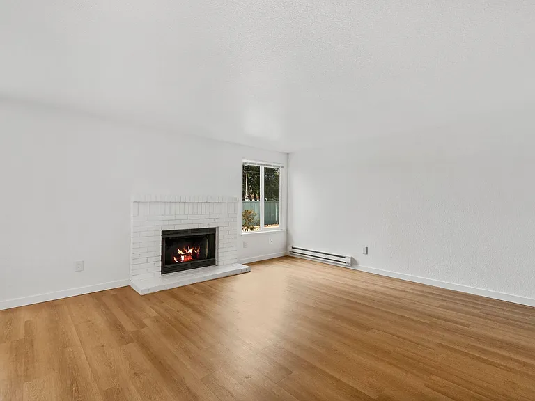 Oak Park Apartments — Photo 30