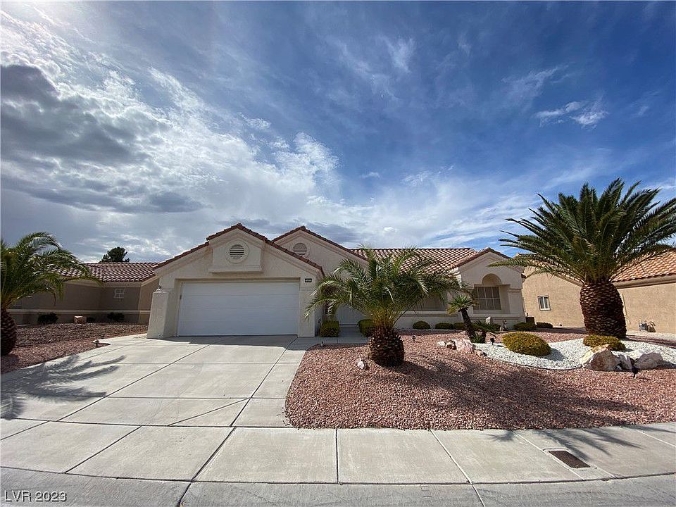 1st image of 3001 Hawksdale Dr