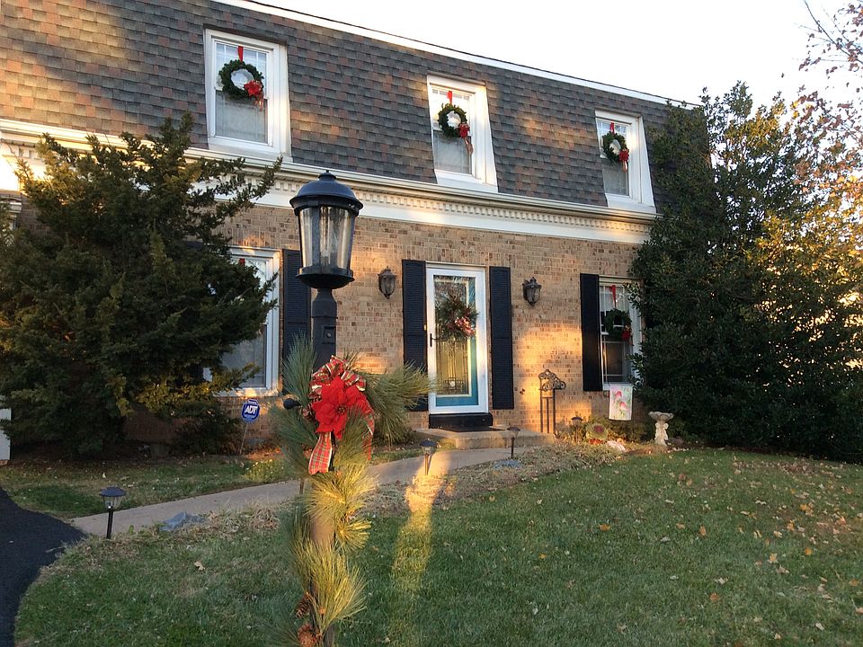 1st image of 324 W Juniper Ave