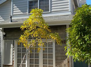1617 Chapala St APT A, Santa Barbara, CA 93101