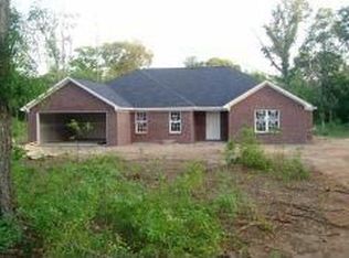 1312 Lily Pond Rd, Albany, GA 31721