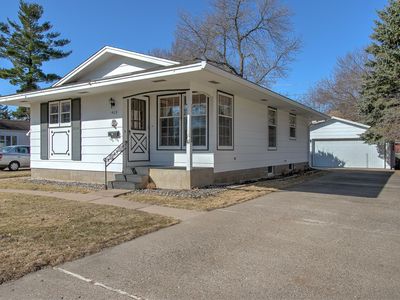 409 Ashland St N, Cambridge, MN, 55008