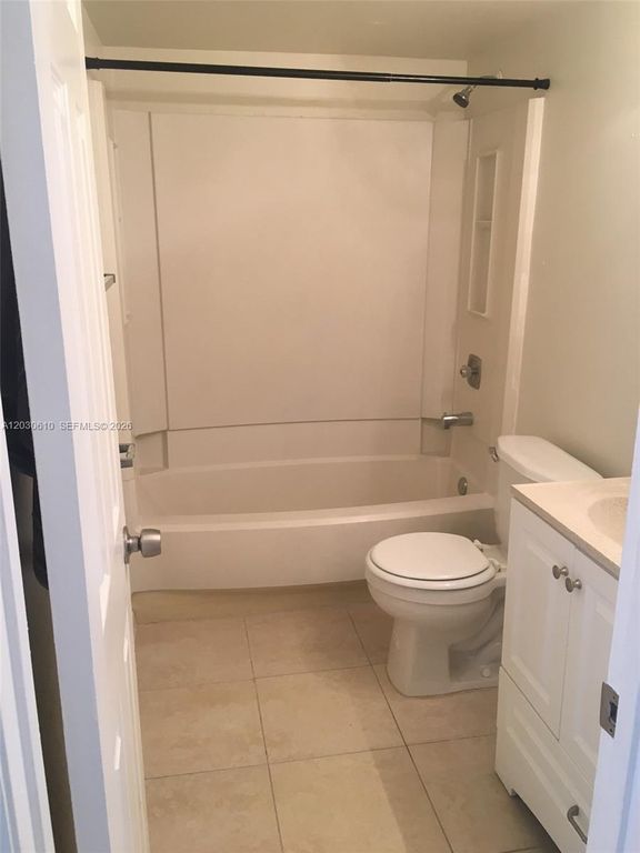 1085 S Flagler Ave APT 616, photo 9