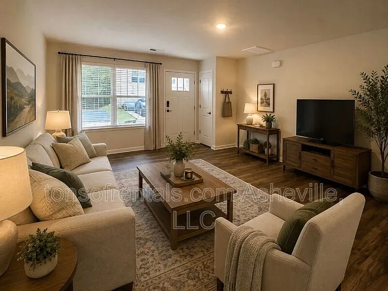 6 Chambers Garden Dr — Photo 2