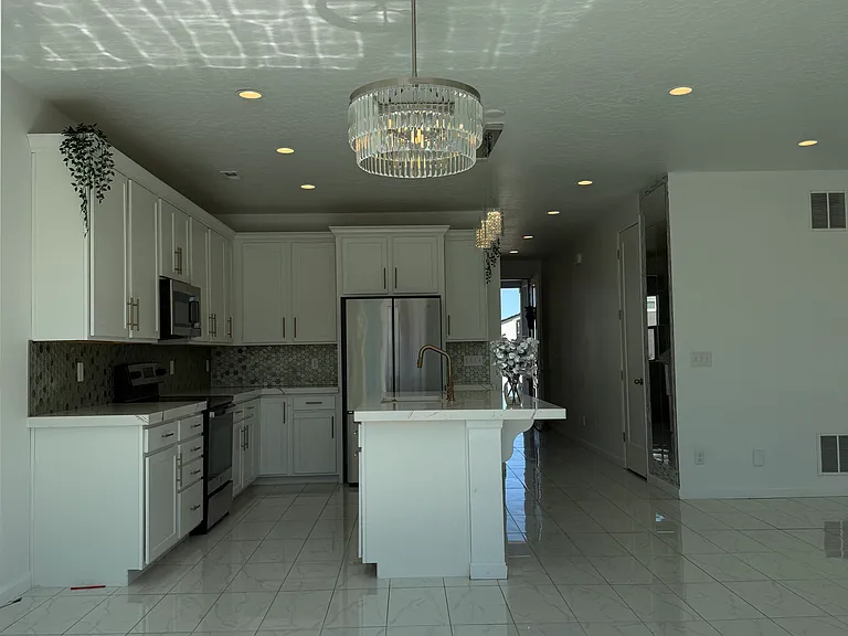 431 W Palomino Way — Photo 25