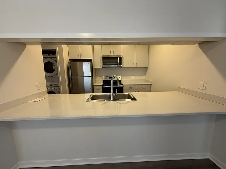 kitchen/Bar