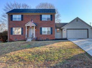 9318 Collingwood Rd, Knoxville, TN 37922