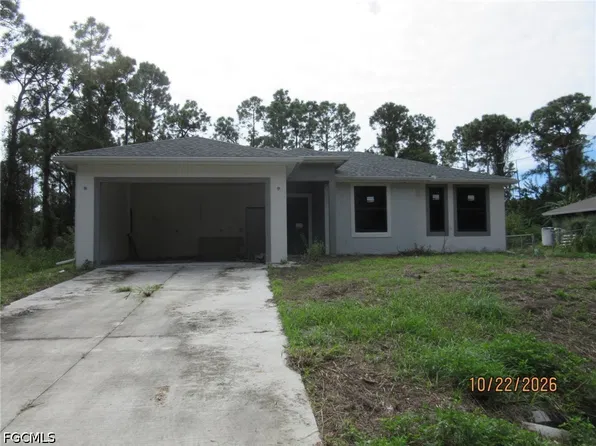 1105 Morton St E, Lehigh Acres, FL 33974