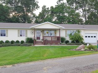 12801 Thomas Ln, Frazeysburg, OH 43822