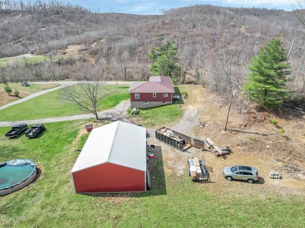 15586 Stump Run Rd, Laurelville, OH 43135