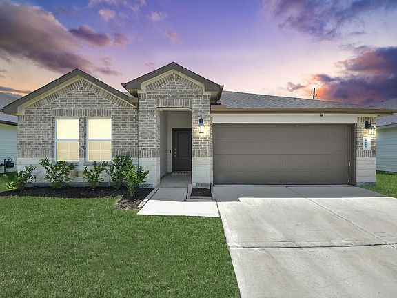 2nd image of 8614 Shumard Oak Dr