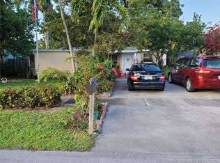 6307 SW 1st St, Pompano Beach, FL 33068