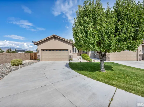 284 Cruden Bay Dr, Dayton, NV 89403