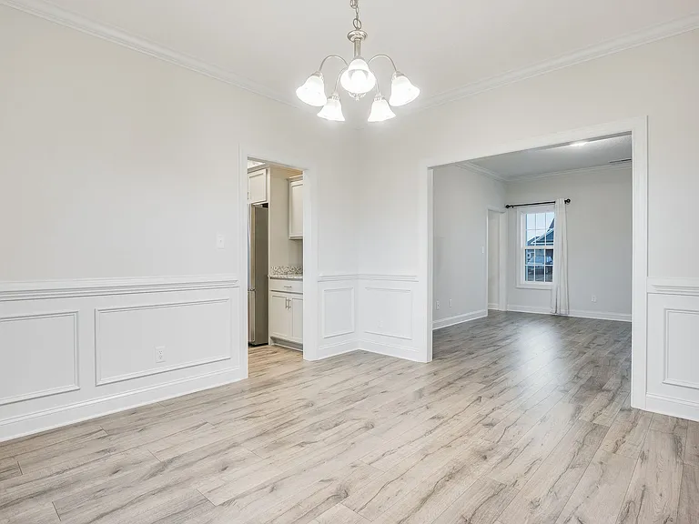 917 Uplands Ln — Photo 12