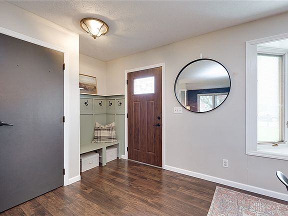 5th image of 6833 Bejay Dr