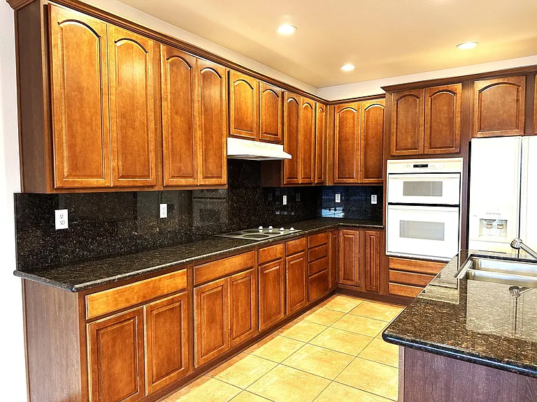2365 Anqua Dr — Photo 3