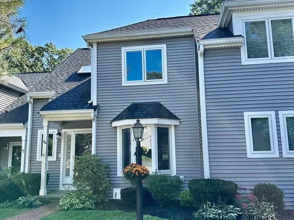 94 Old Quarry Dr, Weymouth, MA 02188
