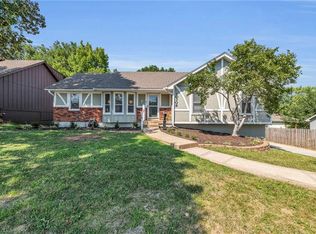 10308 W 49th St, Shawnee, KS 66203