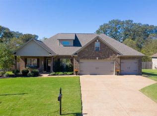 29 Kennedie Dr, Medina, TN 38355