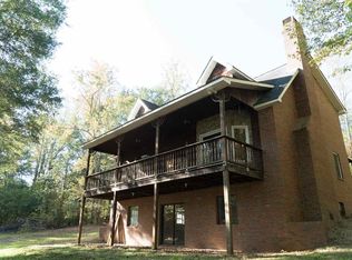 951 Dickson Rd, Campobello, SC 29322