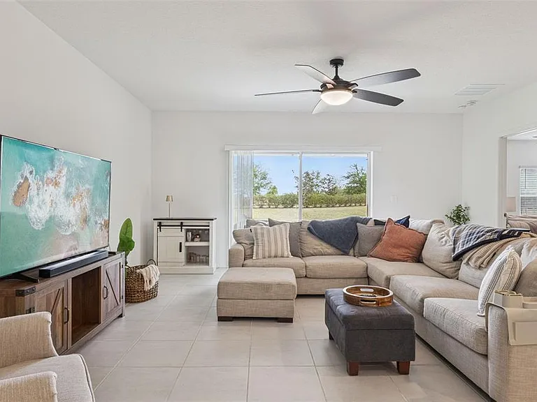 1099 Calico Pointe Cir — Photo 3
