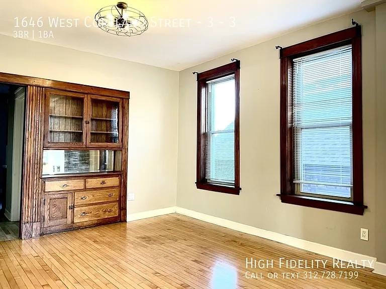 1646 W Cortland St #3 — Photo 5