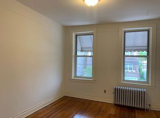 141 Minna St #2F, Brooklyn, NY 11218