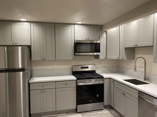 620 5th St #4, West Sacramento, CA 95605