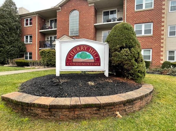 36 Maple Crest Cir