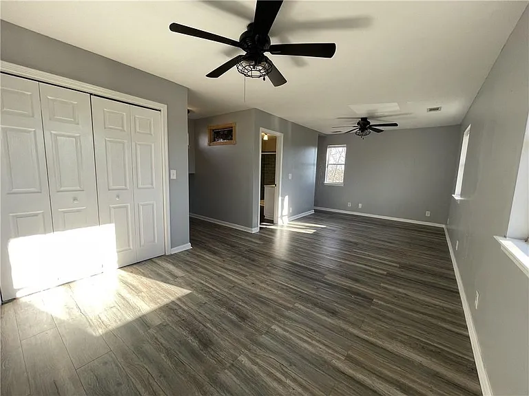 3492 Point View Cir — Photo 56