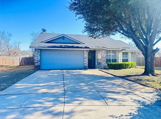 2128 Cay Ct, Irving, TX 75060