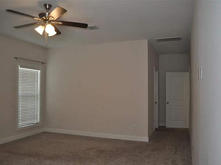 2502 Majestic Oaks Ct — Photo 19