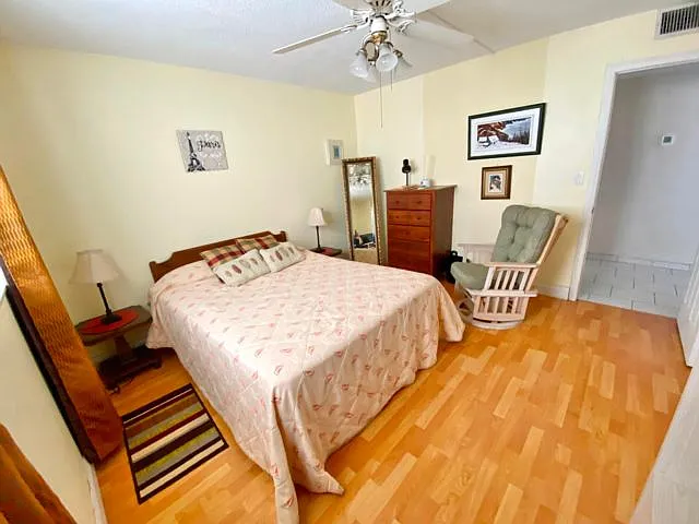 400 Golden Isles Dr #43 — Photo 10
