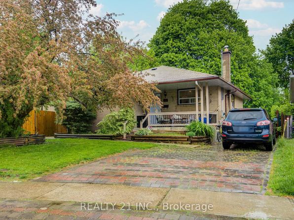44 Sundance Cres, Toronto, ON M1G 2M2